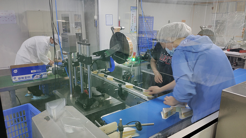 Energy Efficient Tofu Map Sealing Machine Tray Sealer Packaging Machine 2